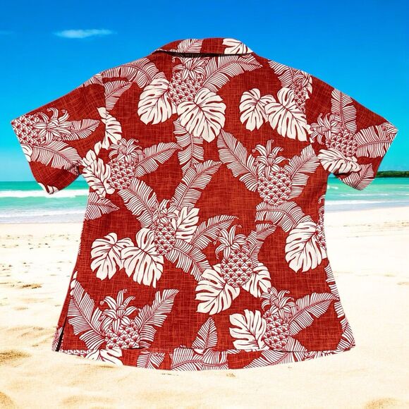 Hilo Hattie Hawaiian Shirt Women’s Medium Red White Palm Print Aloha Button Up. - Picture 2 of 3